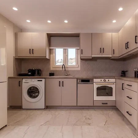 Villa Finest -seaside With Private Swimming Pool At Orkos