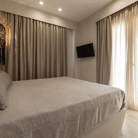 Finest -seaside With Private Swimming Pool At Orkos Mikri Vigla