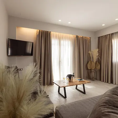 Villa Finest -seaside With Private Swimming Pool At Orkos Mikri Vigla