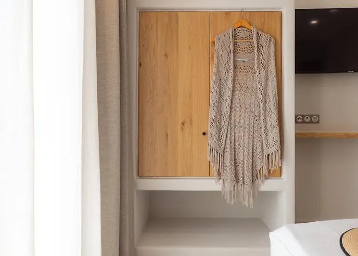 Finest -seaside With Private Swimming Pool At Orkos *