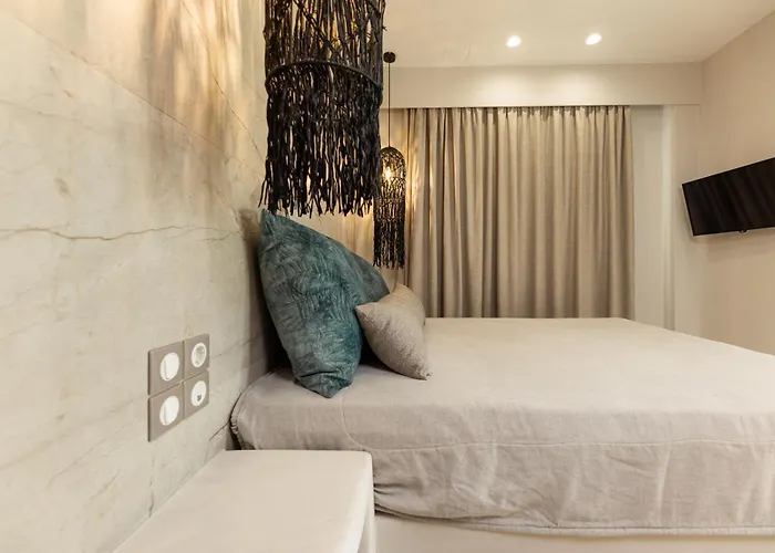 Finest -seaside With Private Swimming Pool At Orkos Микри-Вигла