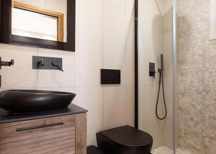 Finest -seaside With Private Swimming Pool At Orkos