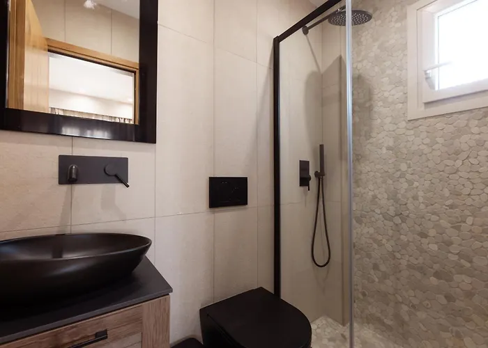 Вилла Finest -seaside With Private Swimming Pool At Orkos