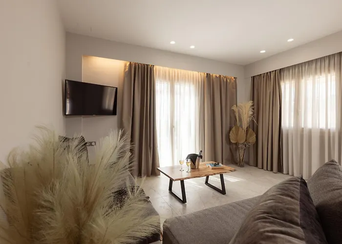 Вилла Finest -seaside With Private Swimming Pool At Orkos Микри-Вигла