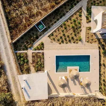 Finest -seaside With Private Swimming Pool- Villa *