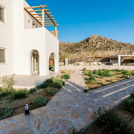 Finest -seaside With Private Swimming Pool- Villa