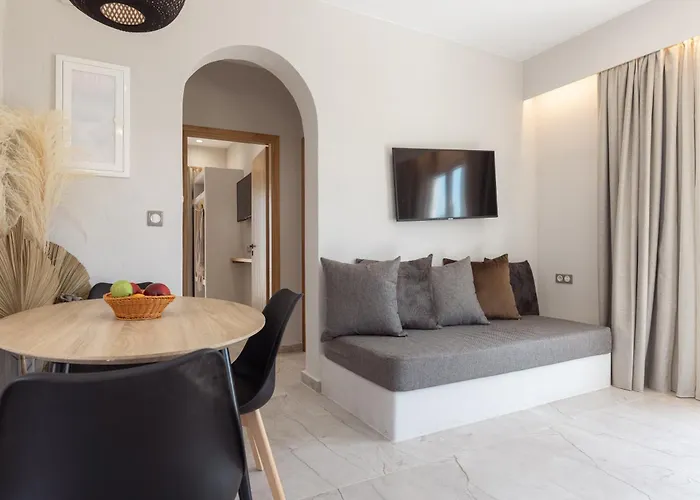 Finest -seaside With Private Swimming Pool At Orkos *