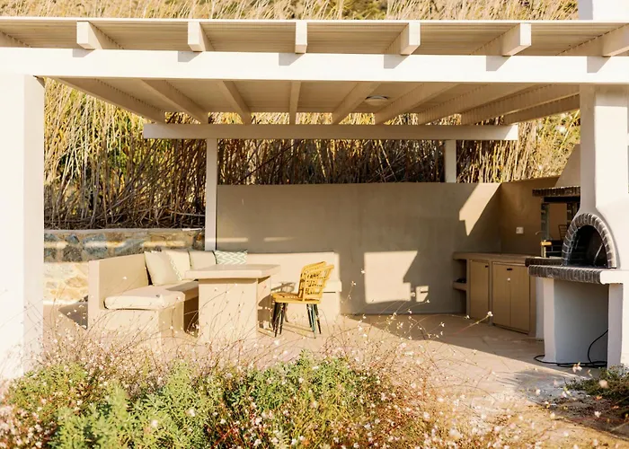 Finest -seaside With Private Swimming Pool At Orkos