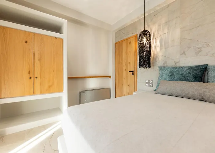 Finest -seaside With Private Swimming Pool At Orkos Mikri Vigla