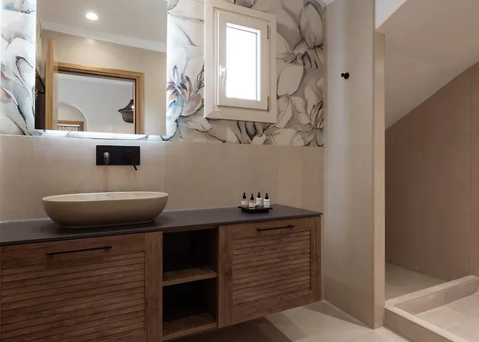 Finest -seaside With Private Swimming Pool At Orkos Mikri Vigla